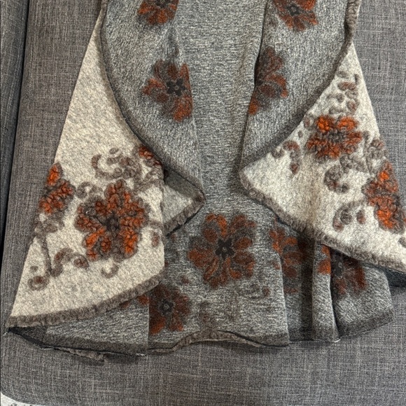 LOLA Made in Italy Wool Cape Cardigan Boho Floral Felted Shawl Coat Oversized - Picture 3 of 5